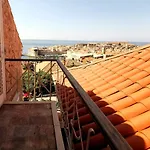 City Center & Old Town View Apartment